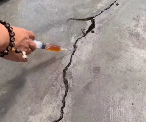 会东混凝土裂缝修补技术详解​